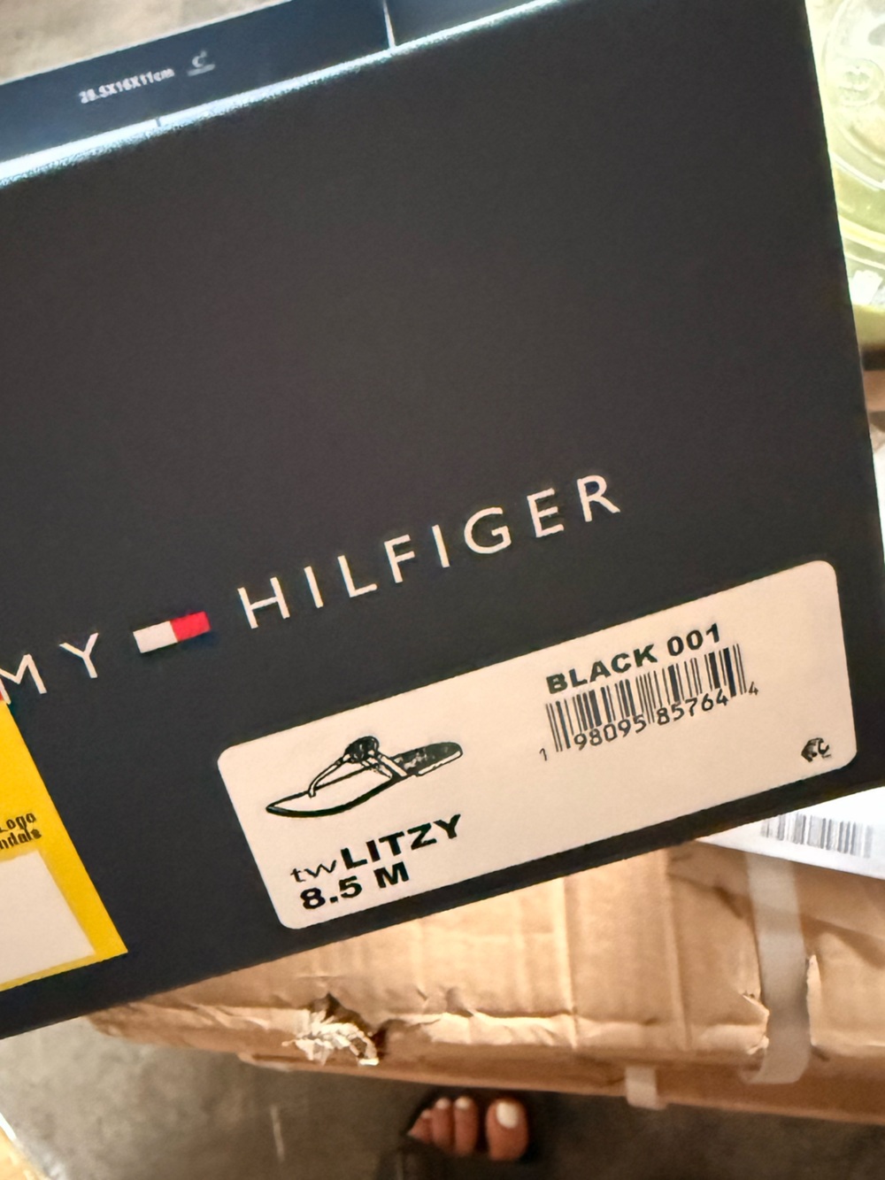 Tommy Hilfiger Litzy Thong Sandals - Picture 6 of 6